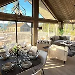 Luxury Home, Skiing, Sauna, Remote Office * 内斯比恩