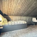 度假居 Luxury Home, Skiing, Sauna, Remote Office 内斯比恩
