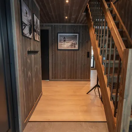 Дом отдыха Luxury Home, Skiing, Sauna, Remote Office Несбиен
