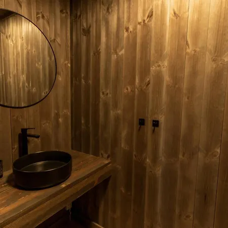 Luxury Home, Skiing, Sauna, Remote Office