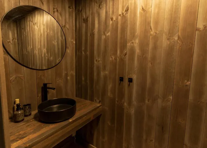 Luxury Home, Skiing, Sauna, Remote Office
