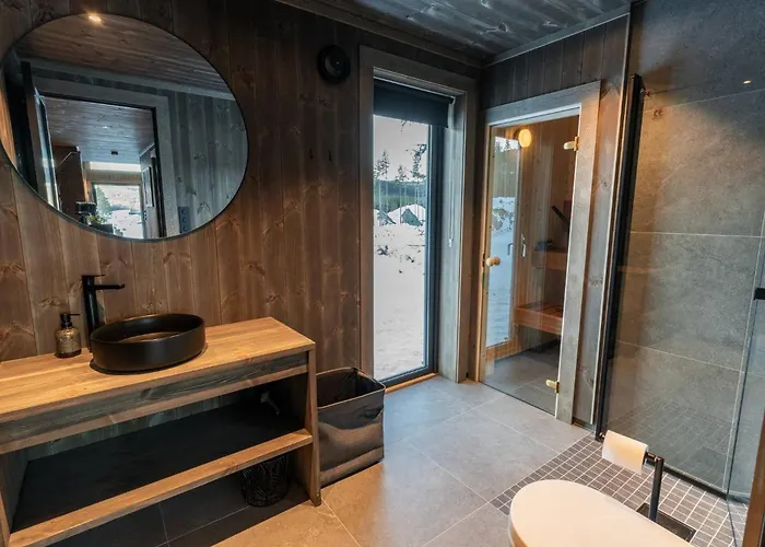 Luxury Home, Skiing, Sauna, Remote Office Feriehus