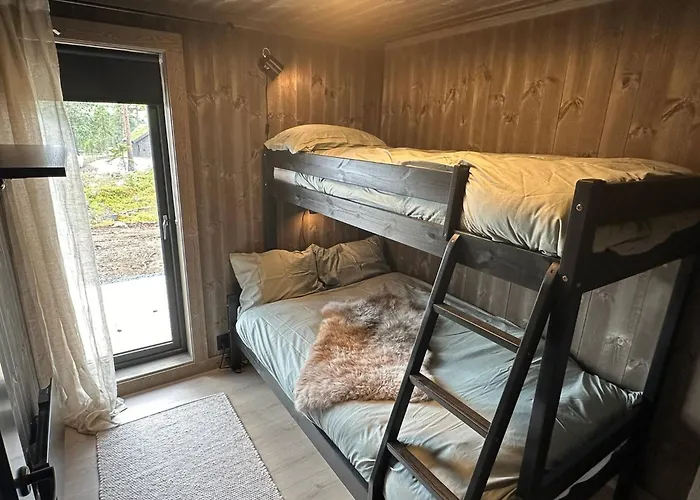 Luxury Home, Skiing, Sauna, Remote Office *