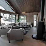 Luxury Home, Skiing, Sauna, Remote Office Dom wakacyjny *